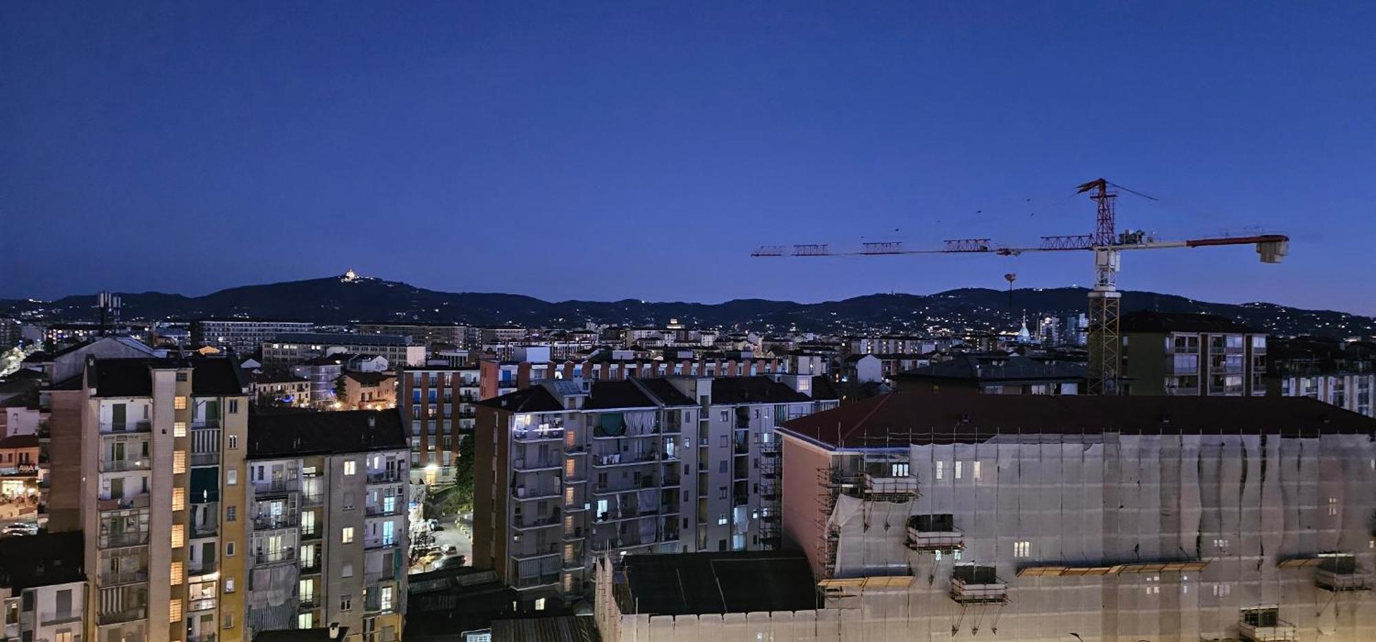 Apartment Stadium *